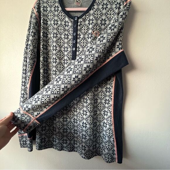 Kari Traa Women's Rose Long Sleeve Wool Top - Picture 7 of 13